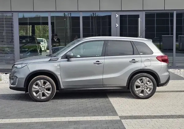 Suzuki Vitara cena 29900 przebieg: 4243, rok produkcji 2022 z Nasielsk małe 781